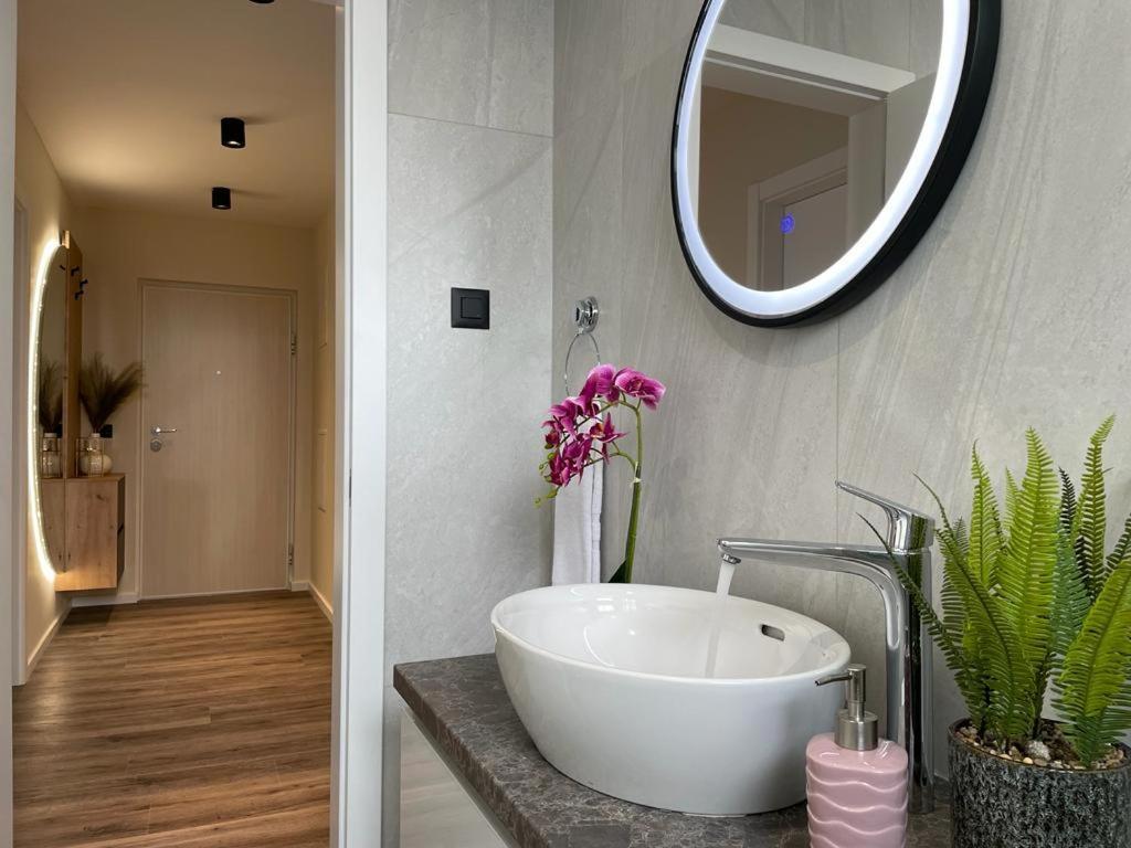 Apartment Linda With Panoramic Sea View Makarska Buitenkant foto